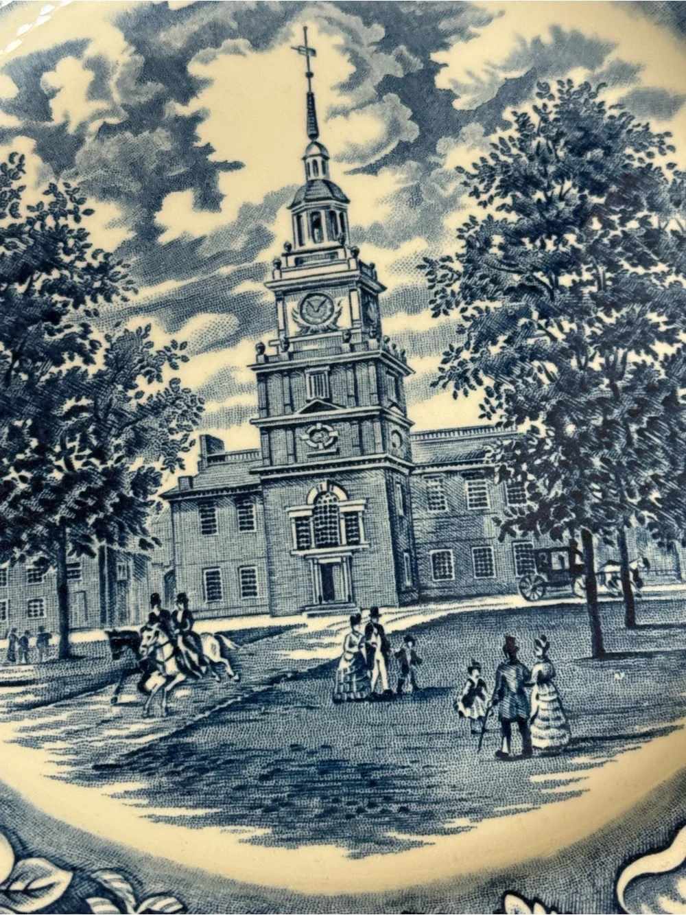 2 Liberty Blue Historic Colonial Scenes Independence Hall 9.75” Dinner Plates